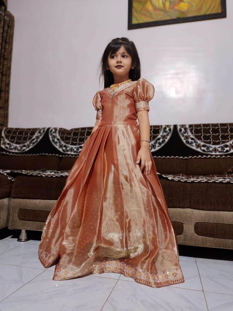 ||NEW LAUNCING KIDS GOWN||