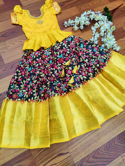 KIDS LEHENGA CHOLI
