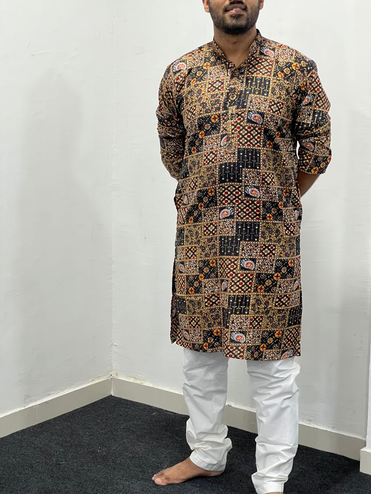 Printed kurta with foil print for rich look