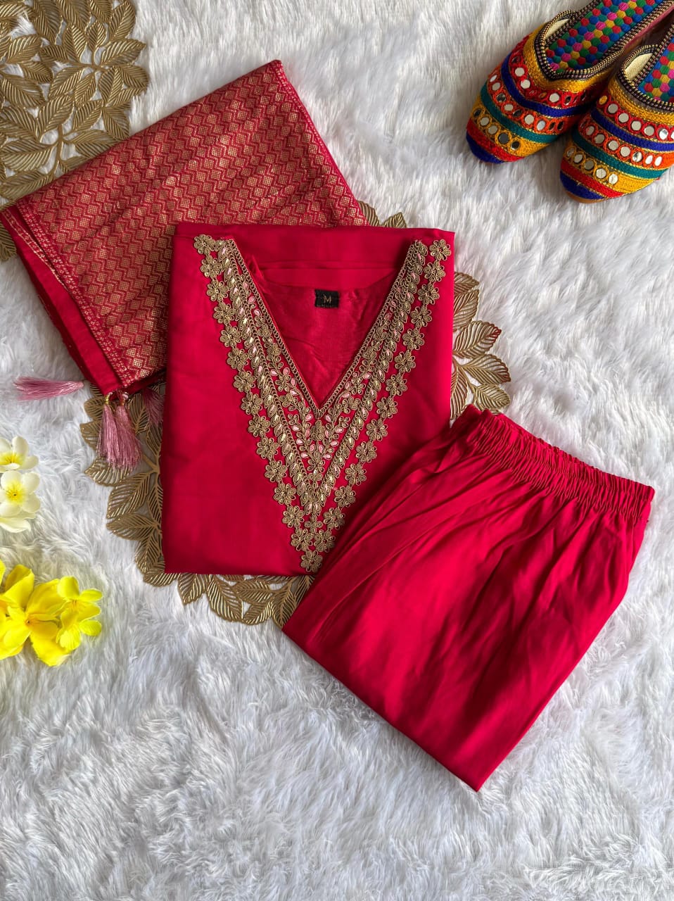 New Designers Kurti Pent Dupatta Set