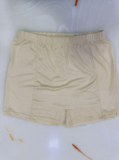 Women Front Double Layer Stretchable Crotch Shorts