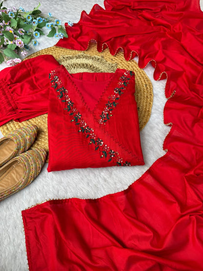 Presenting By New Party Wear L@@K Pure Mul cotton Chanderi &nbsp;Silk Gown P@nt With Dupatta