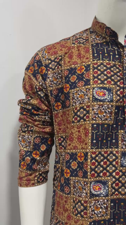 Printed kurta with foil print for rich look